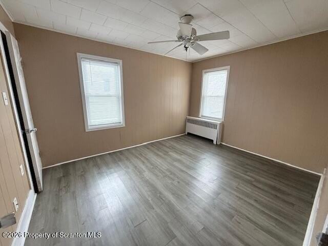 1275 Loomis Ave - Photo 7 of 13