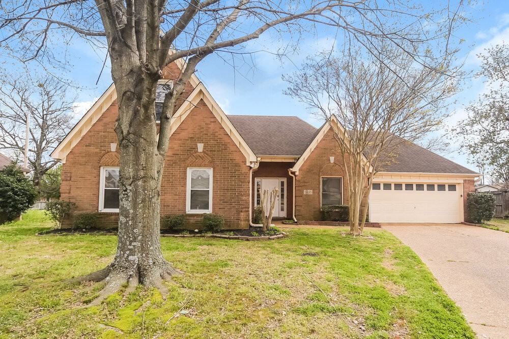 5495 Philgrove Way - Photo 3 of 16