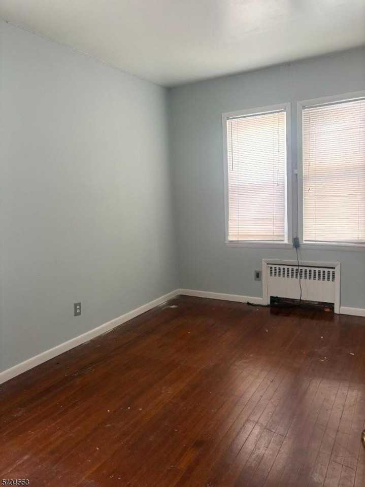 109 Penn Pl #1 - Photo 7 of 8