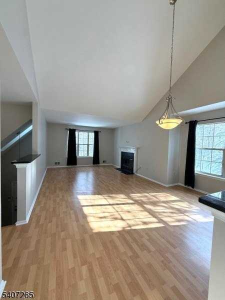 2710 Packer Ct - Photo 4 of 29