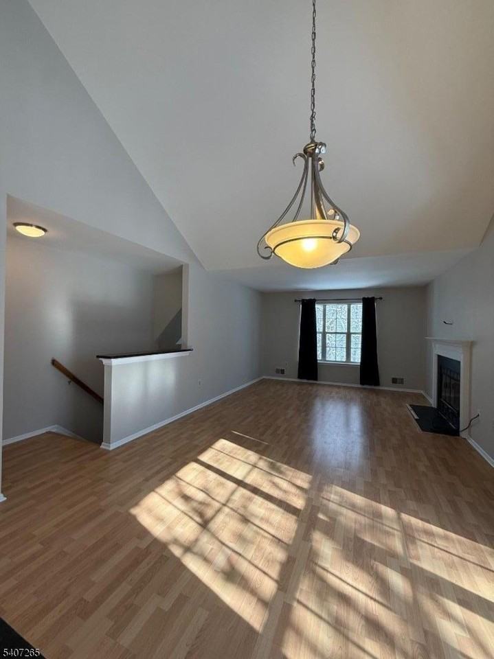 2710 Packer Ct - Photo 5 of 29