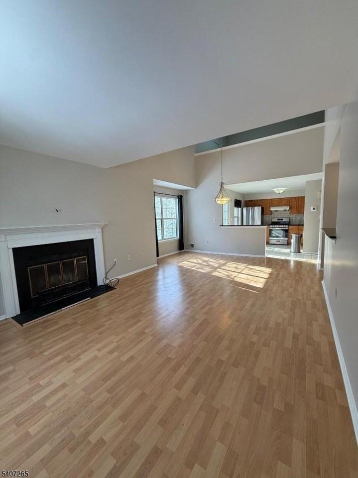 2710 Packer Ct - Photo 6 of 29