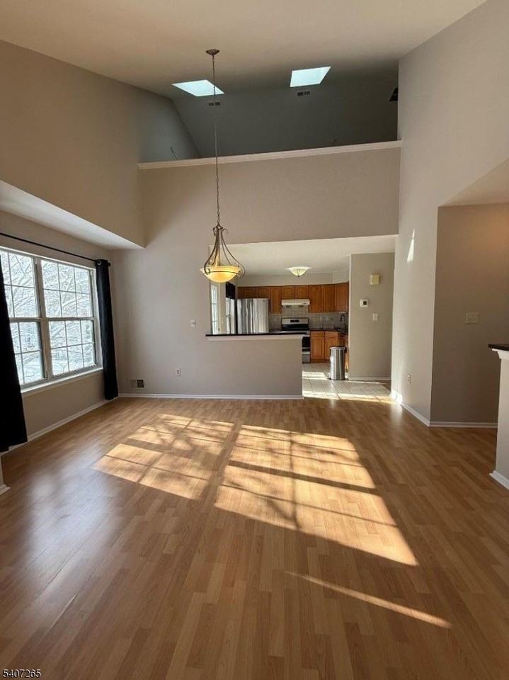 2710 Packer Ct - Photo 7 of 29