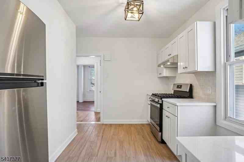 60 Union Ave - Photo 2 of 17