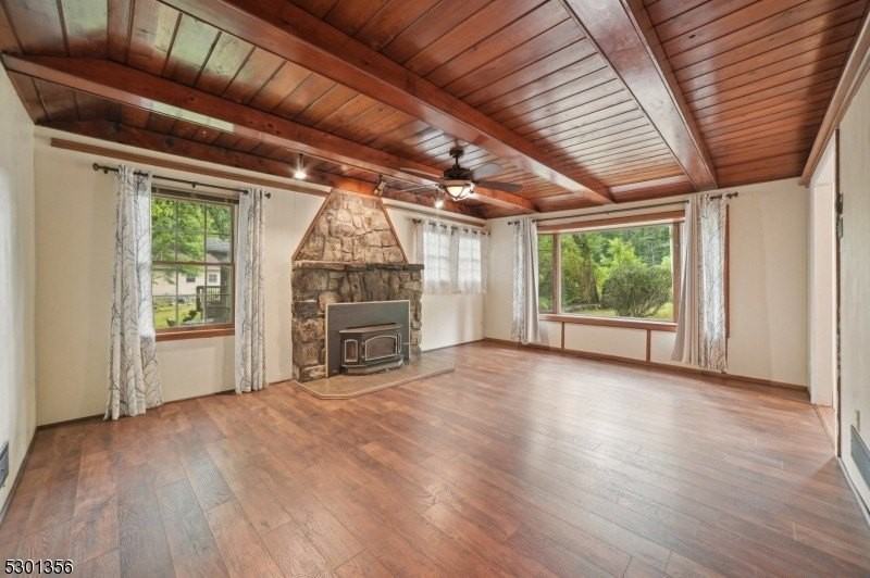 129 Camp Trl - Photo 7 of 15