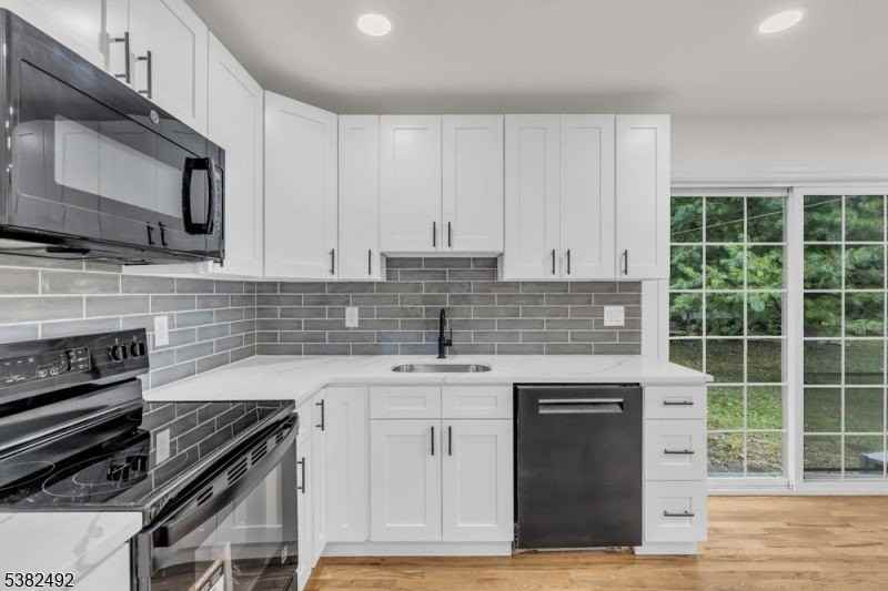 55 Orchard Dr - Photo 7 of 21