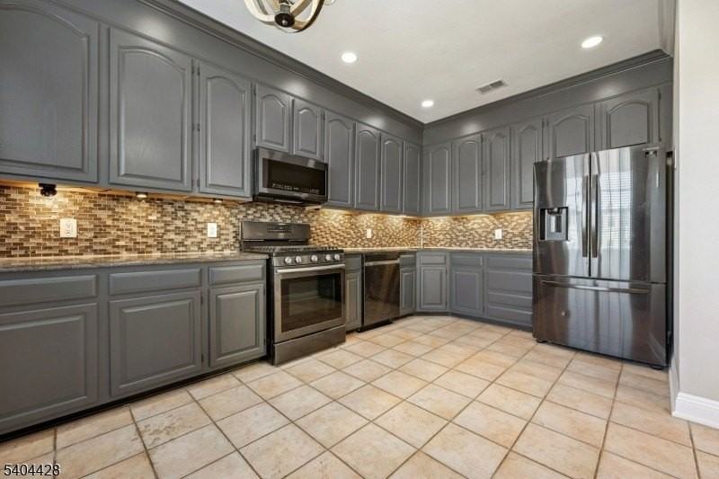 52 Wildflower Ln #52 - Photo 7 of 29