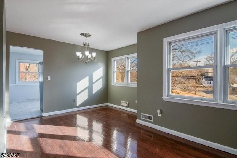 301 Riverview Rd - Photo 7 of 33