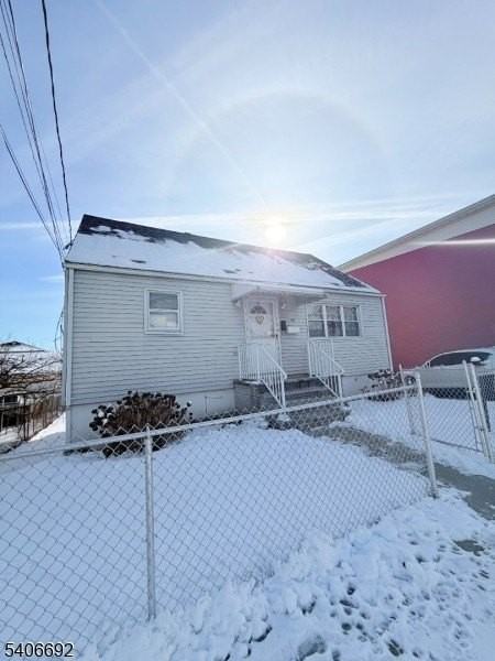 96 Westminster Pl - Photo 2 of 10