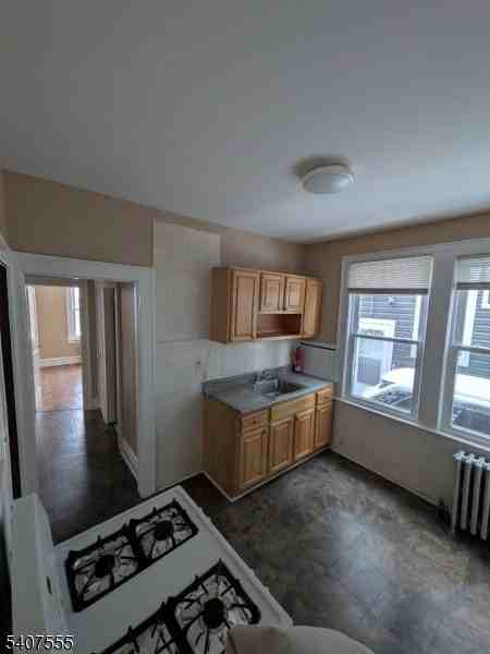 32 Underwood St - Photo 5 of 5