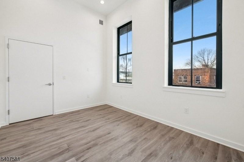 70 Roseville Ave - Photo 3 of 7