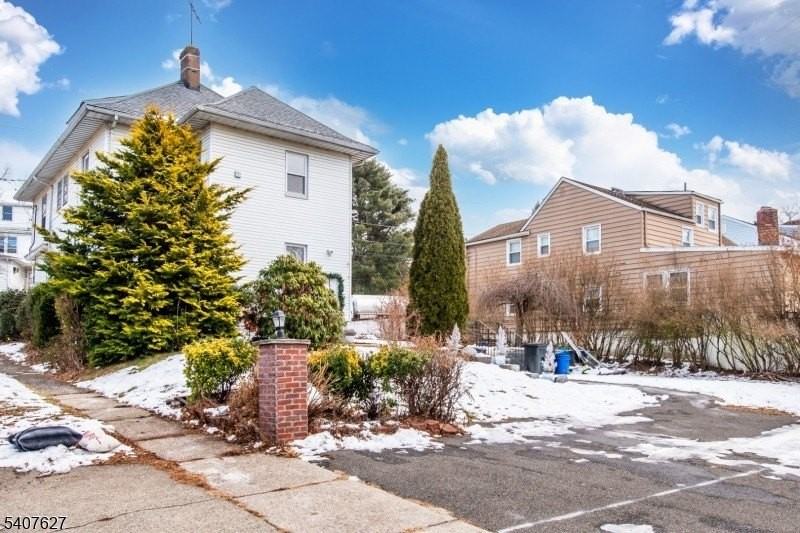 106 Sadler Rd - Photo 3 of 28