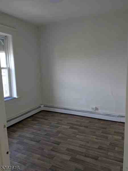 139 9th St #3 - Photo 5 of 18