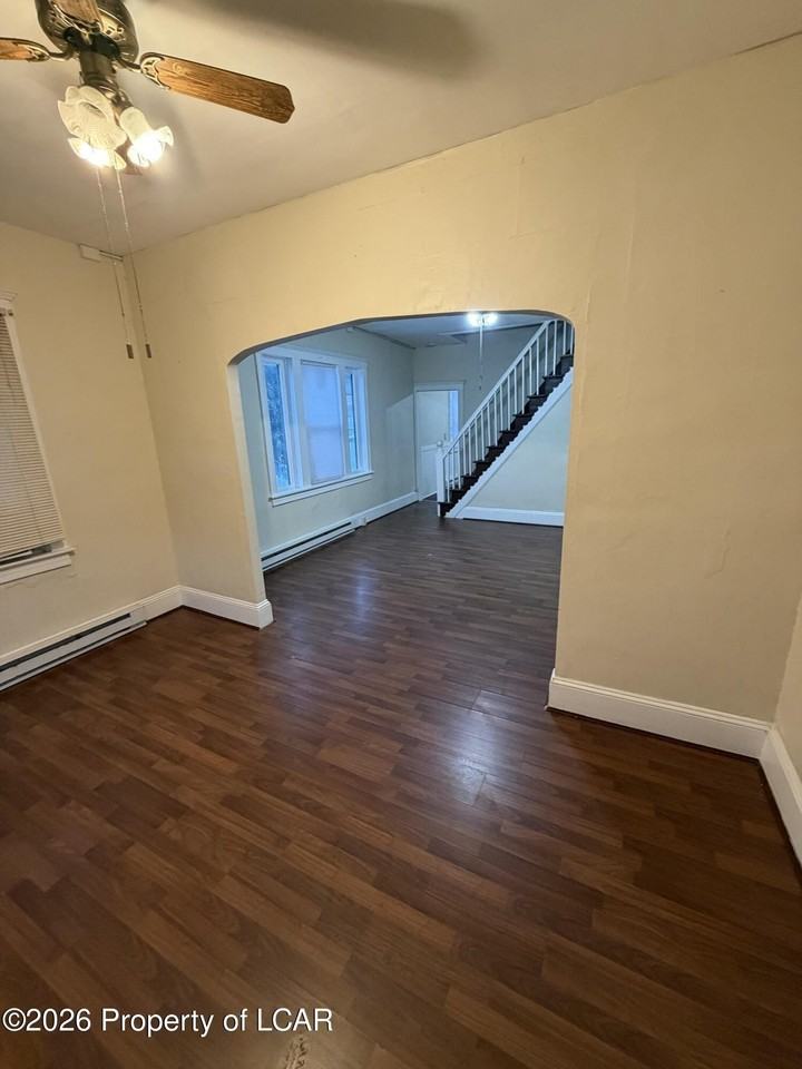 465 2nd St - Photo 3 of 13