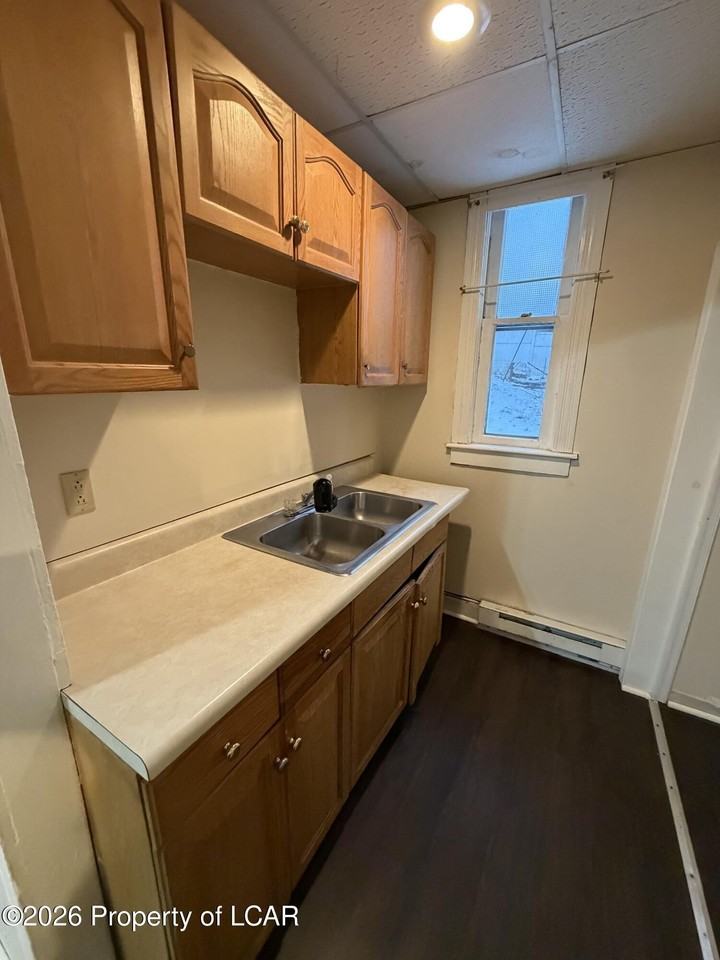 465 2nd St - Photo 6 of 13