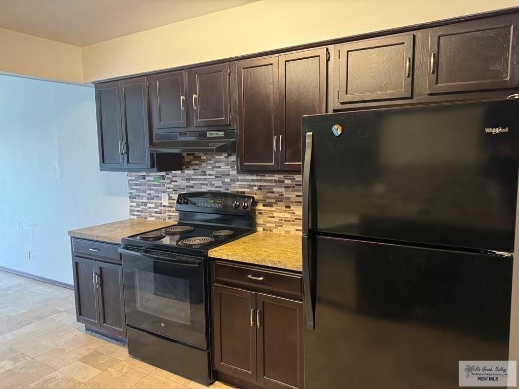 4 Waterfront Dr - Photo 6 of 15