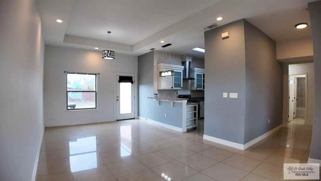 158 Palace Ave - Photo 3 of 21