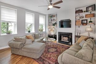 1021 Grand St #1D - Photo 1 of 1