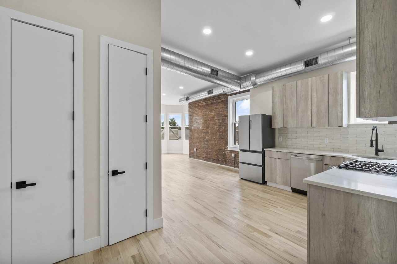 21 W 20th St #102 - Photo 5 of 20