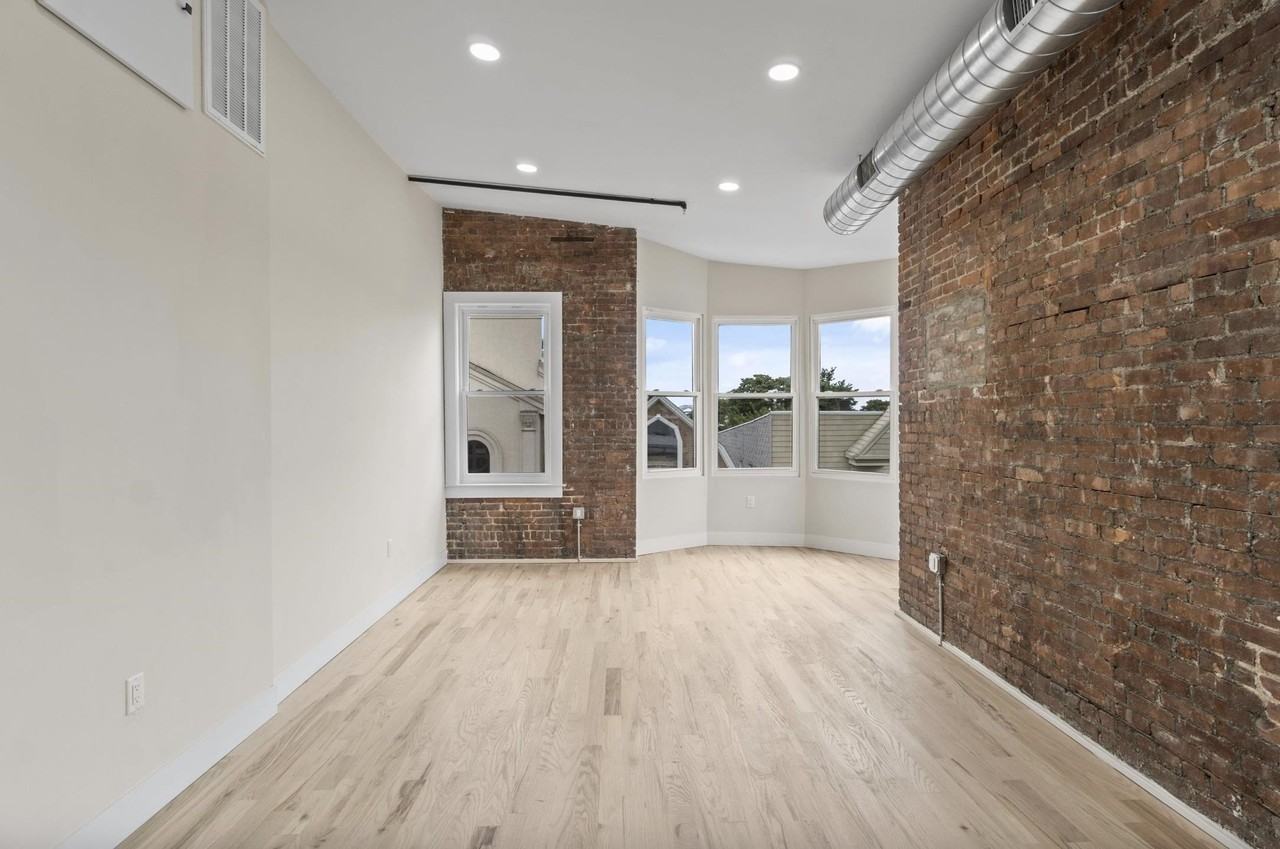 21 W 20th St #102 - Photo 7 of 20