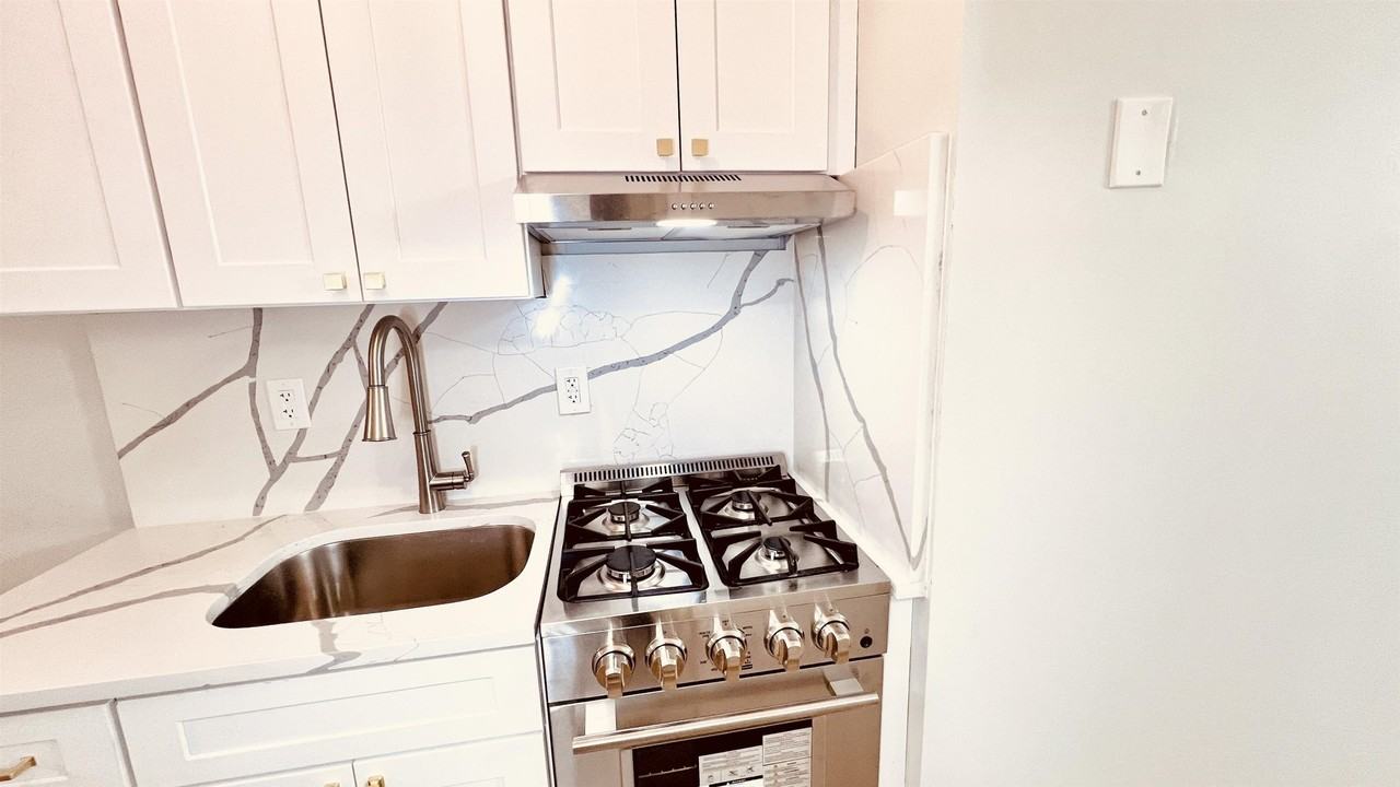 3025 John F Kennedy Blvd #6 - Photo 2 of 12