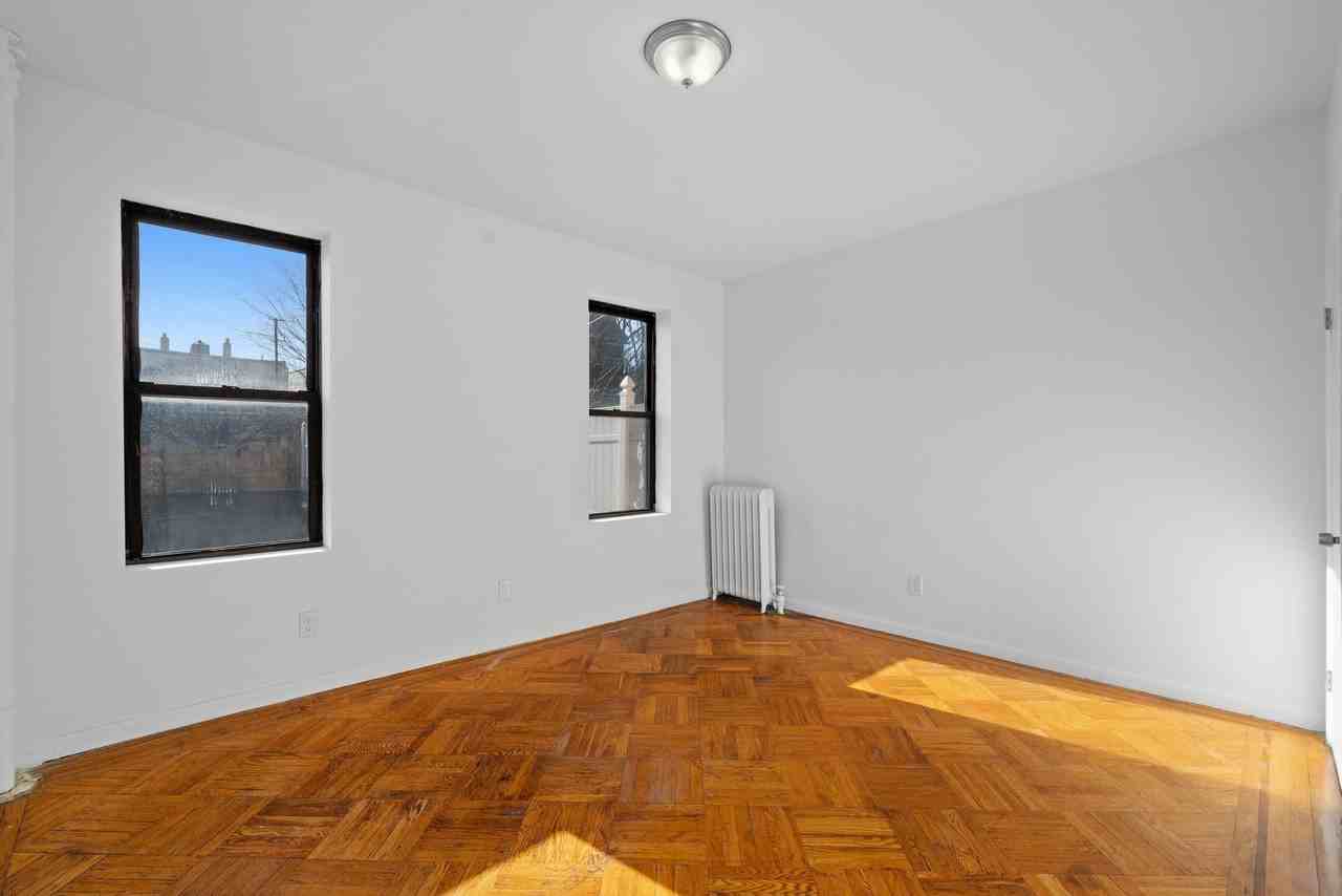 84 W 25th St #B2 - Photo 6 of 13