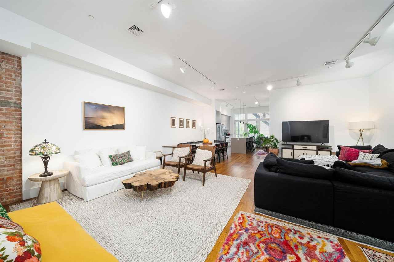 205 Washington St #3 - Photo 2 of 30