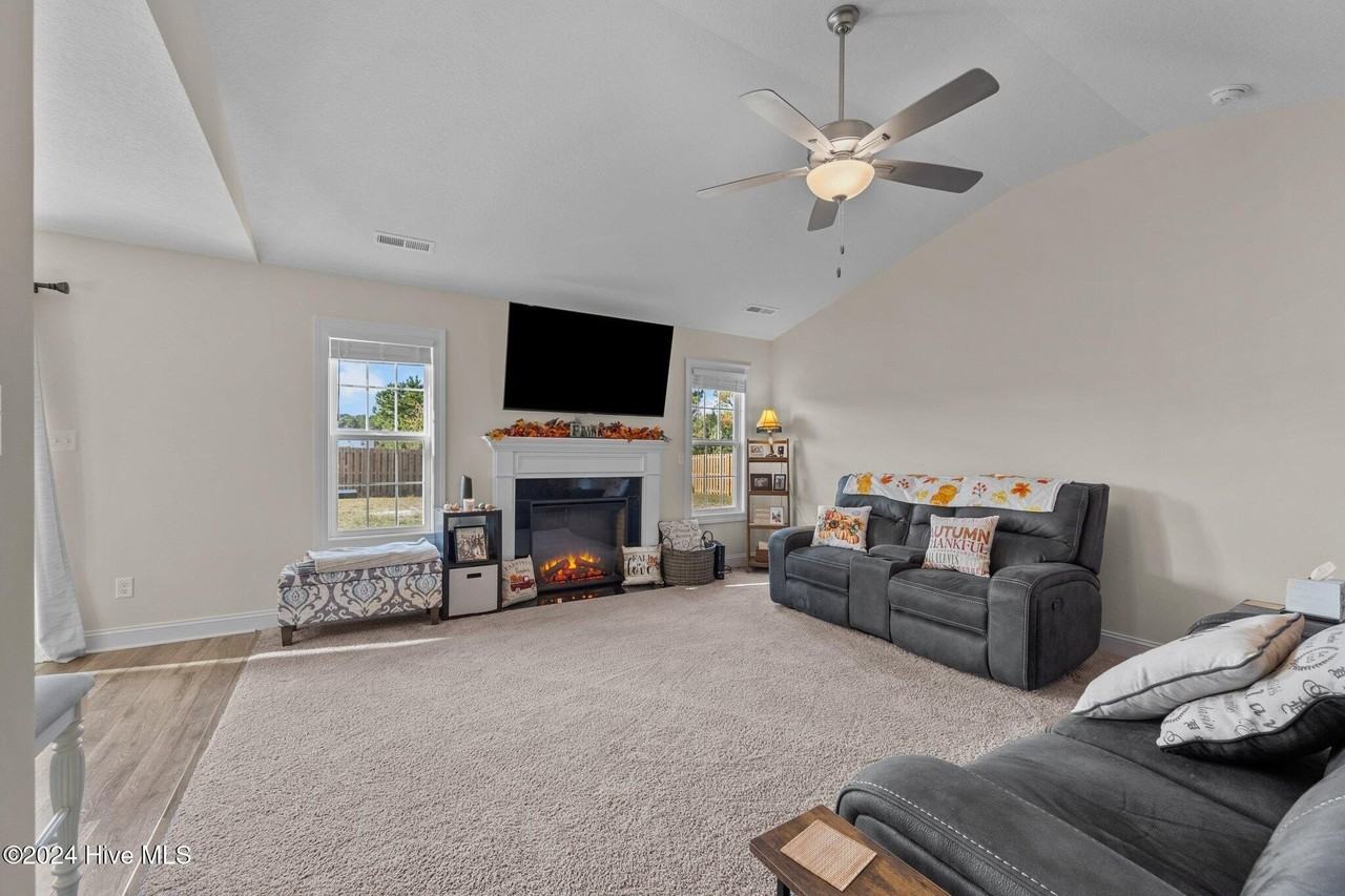 517 Indigo Johnston Dr - Photo 6 of 50