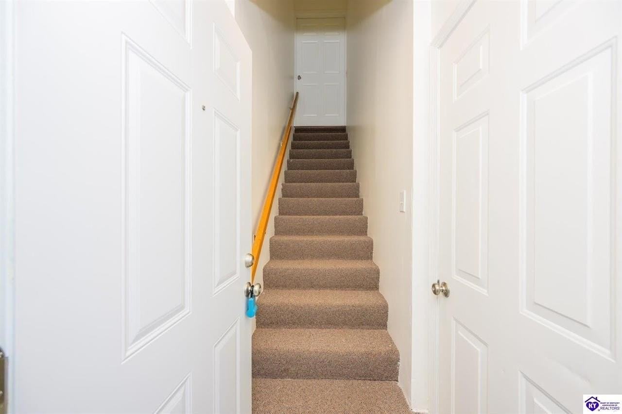 113 College Street Rd #E - Photo 2 of 20