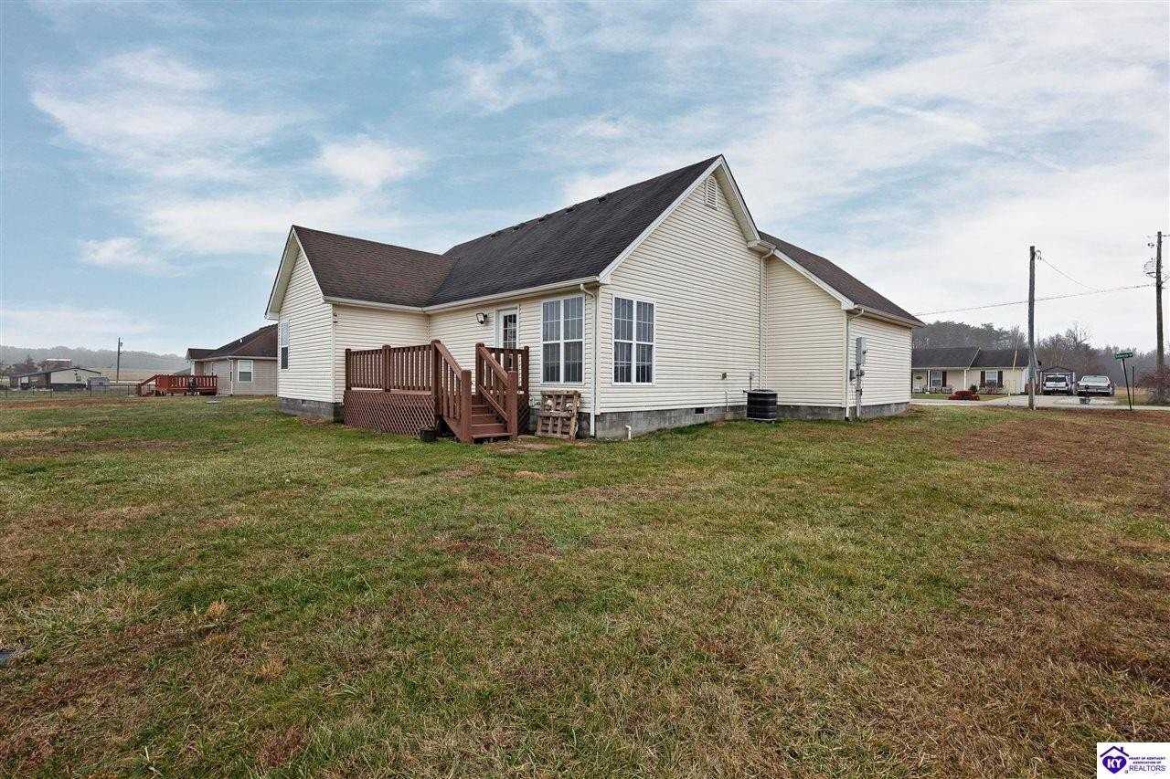 15 Goldenrod Dr - Photo 5 of 28