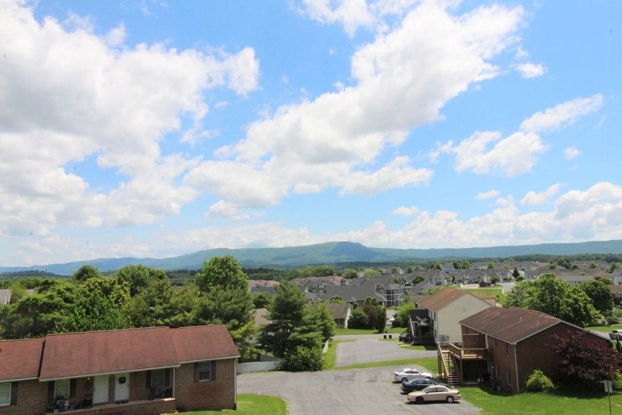 1116 Blue Ridge Dr #10 - Photo 2 of 20
