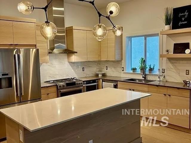 1217 E Lone Creek Dr - Photo 3 of 15