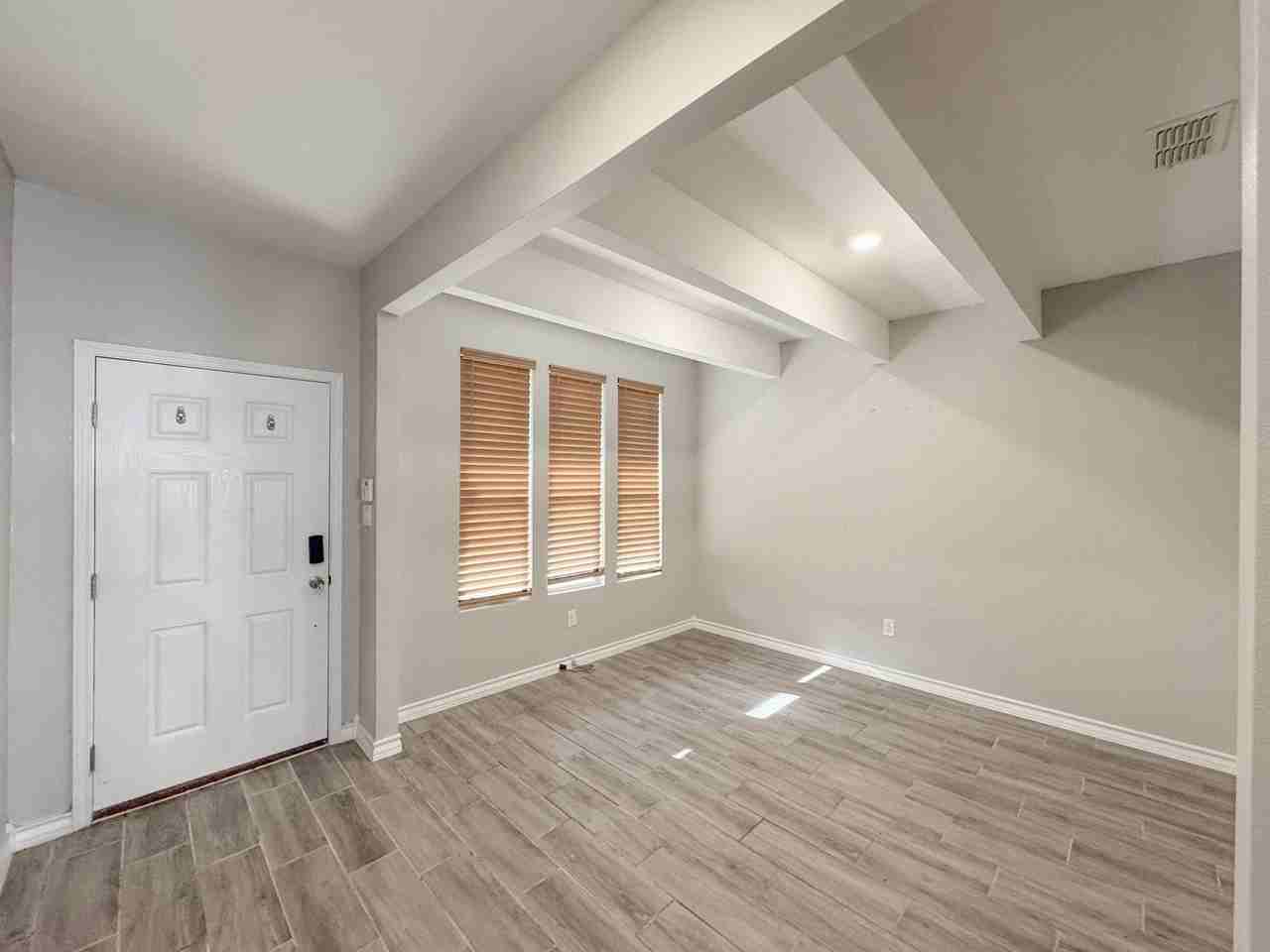 1613 Ocaso Dr - Photo 5 of 31