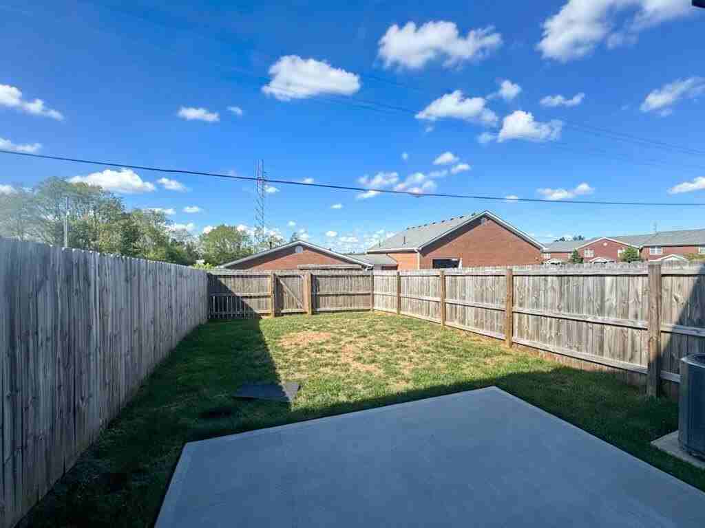 331 Platt Dr - Photo 2 of 12