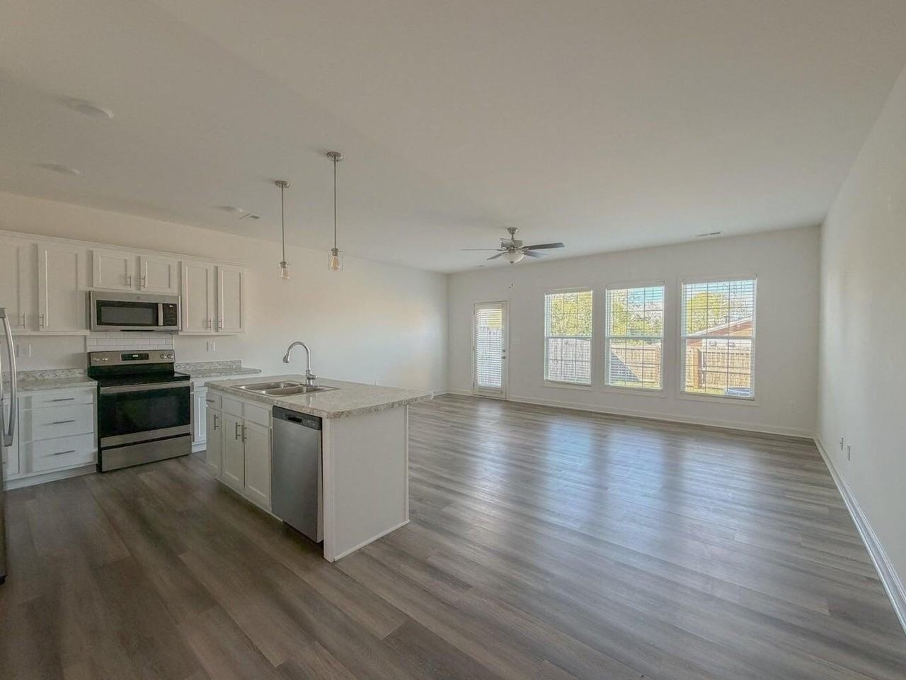 331 Platt Dr - Photo 4 of 12