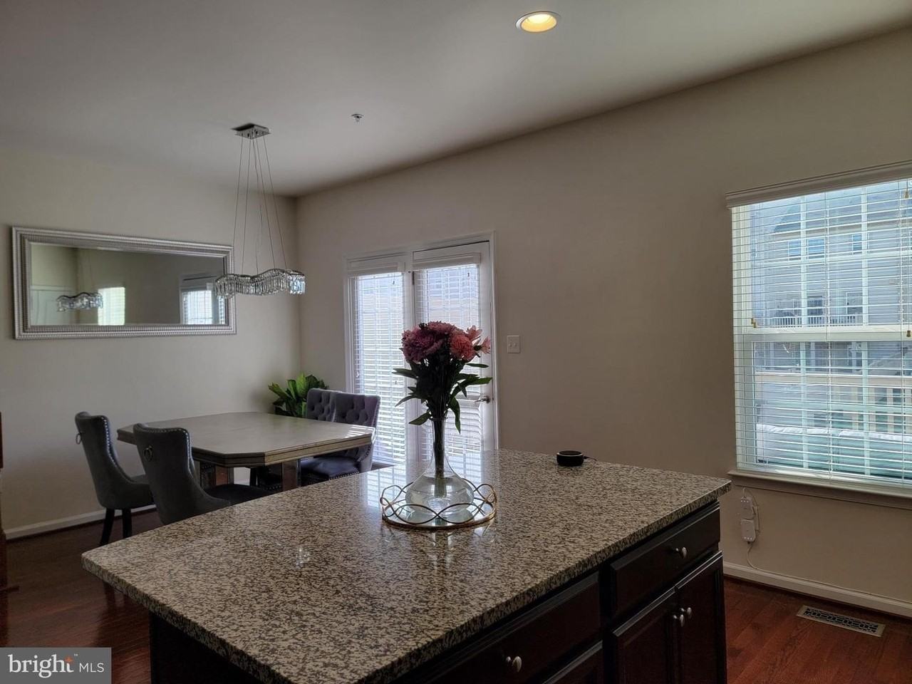 12347 Echo Hill Pl - Photo 5 of 34