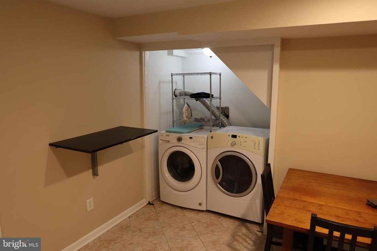 11202 Troy Rd - Photo 5 of 46