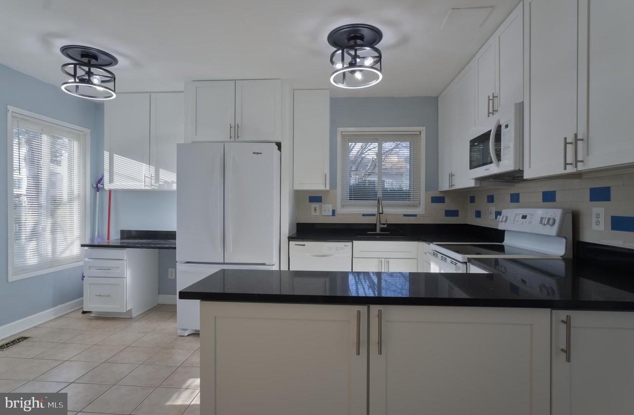 20307 Grazing Way - Photo 3 of 11