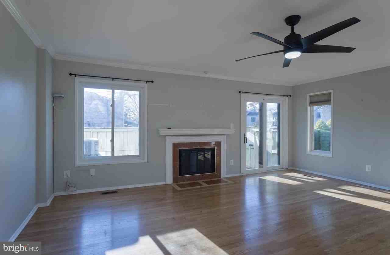 20307 Grazing Way - Photo 4 of 11