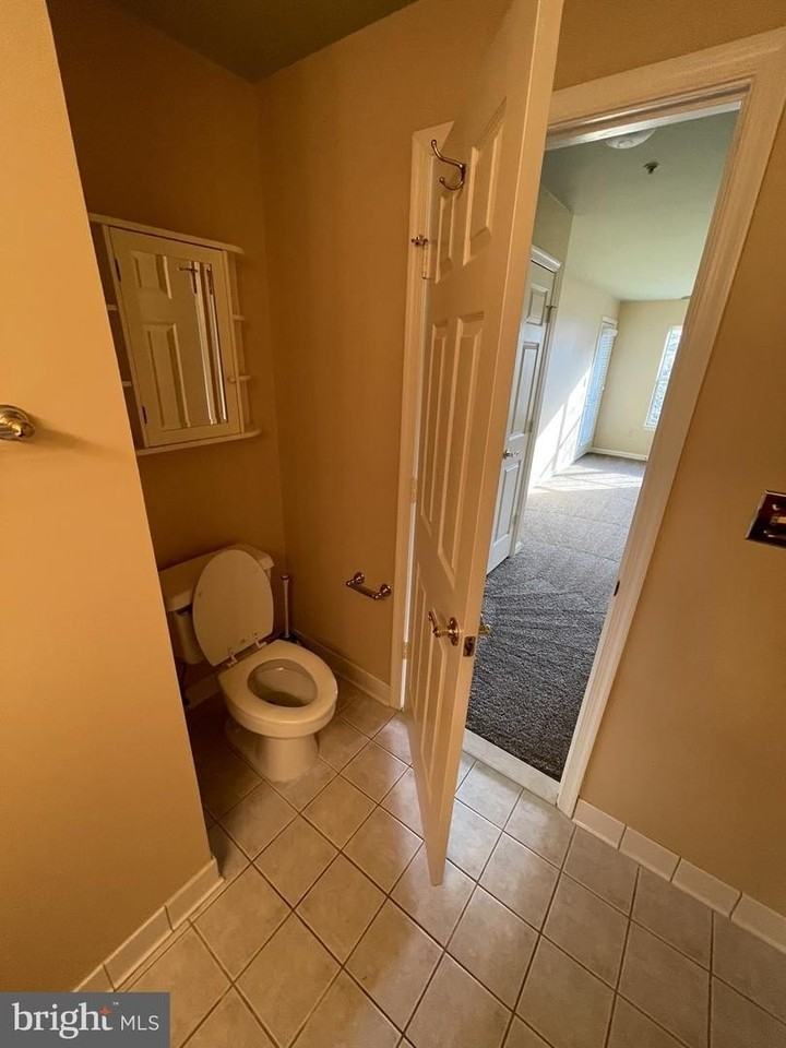 174 Kendrick Pl - Photo 6 of 13