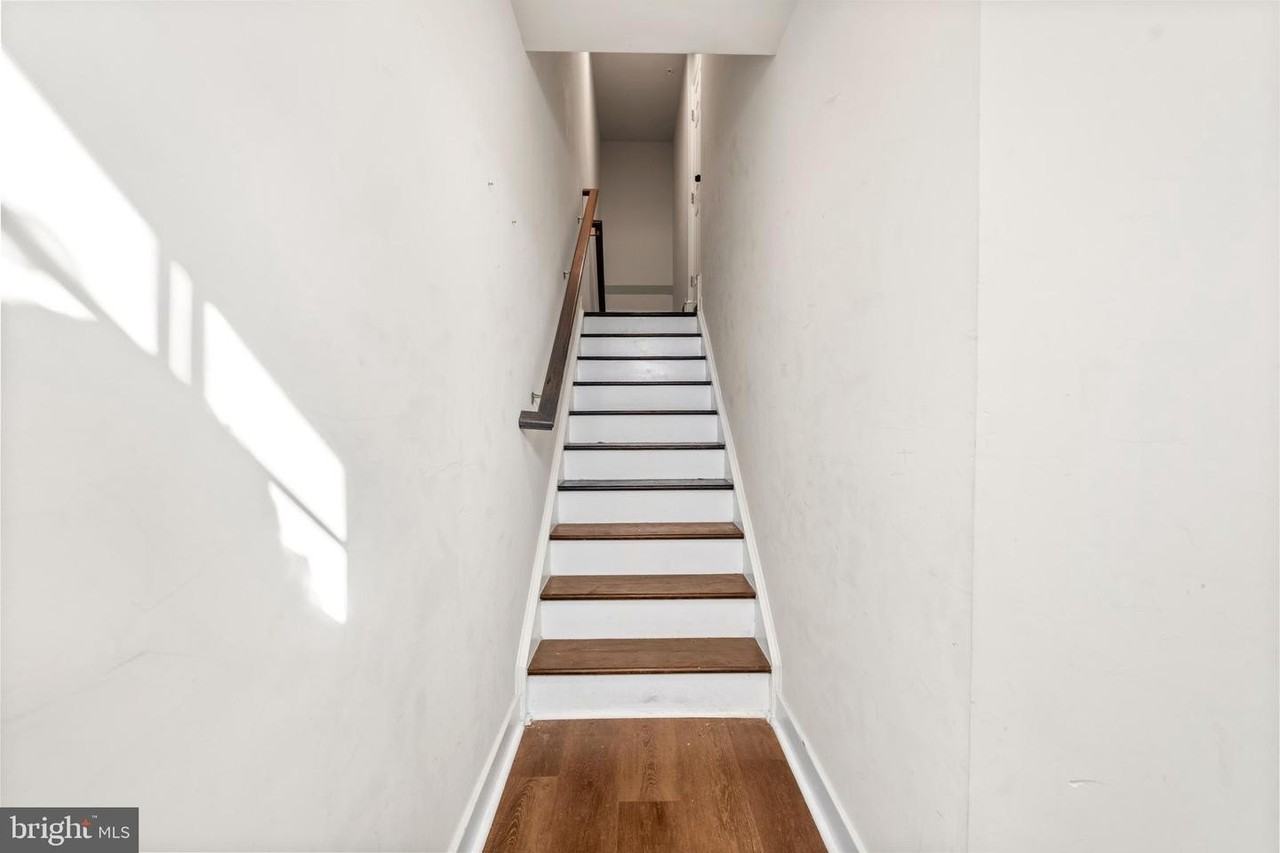 14730 Spring Haven Ln - Photo 4 of 39