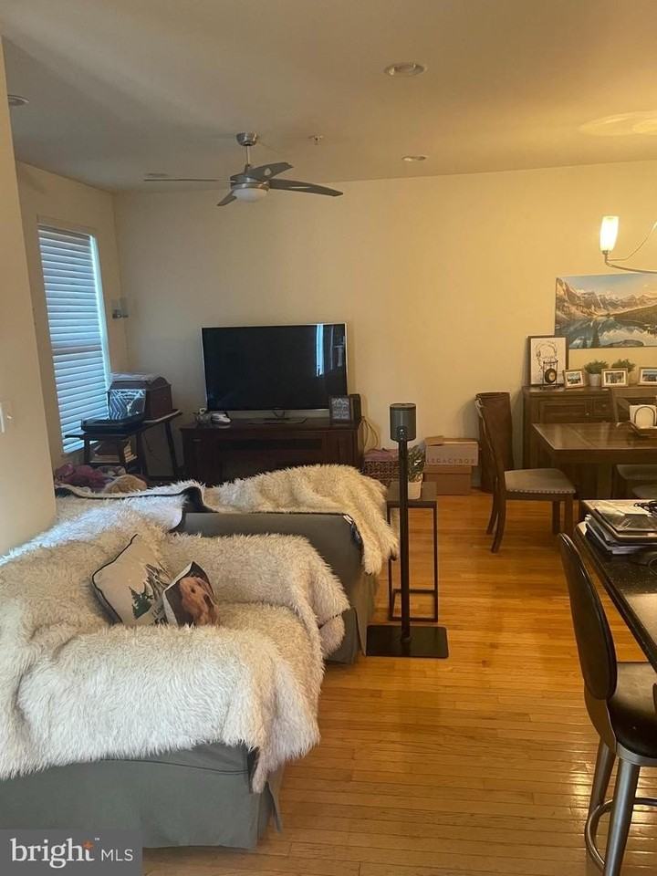 355 Harbour Blvd - Photo 7 of 14