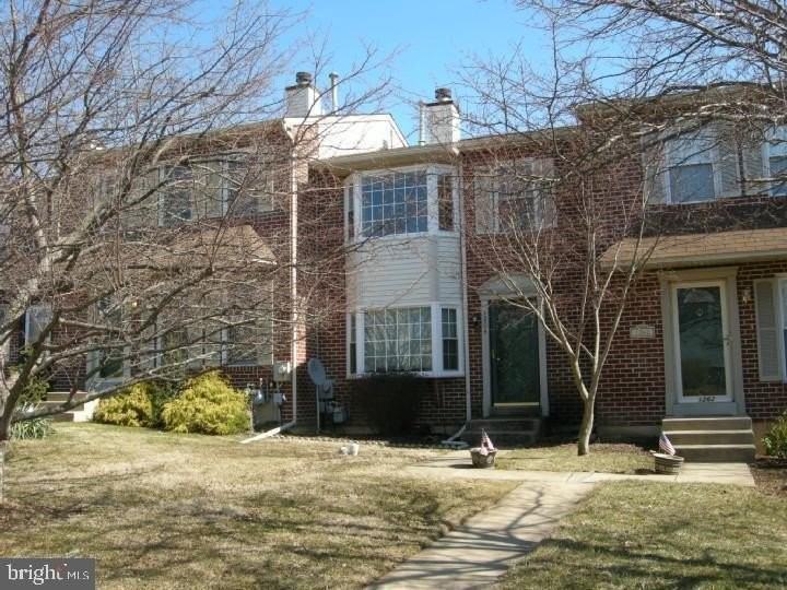 1264 Longford Rd - Photo 2 of 27