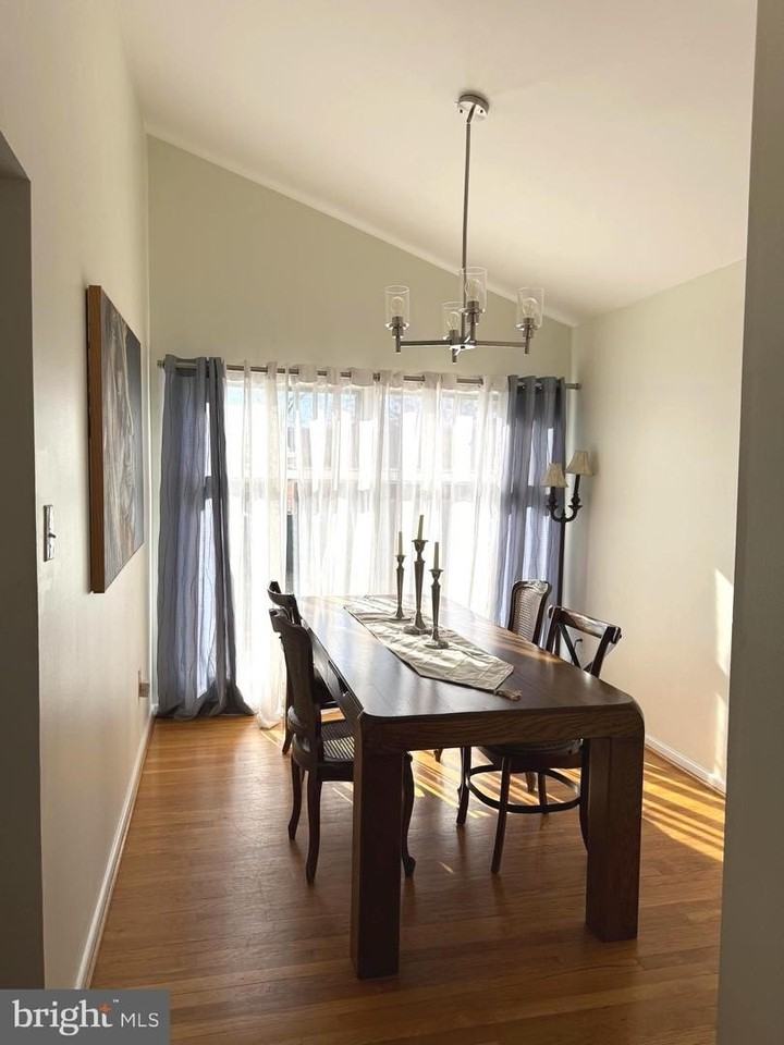 8507 Marquette St - Photo 5 of 17