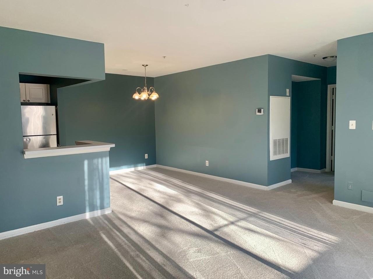 20301 Beechwood Ter - Photo 5 of 29