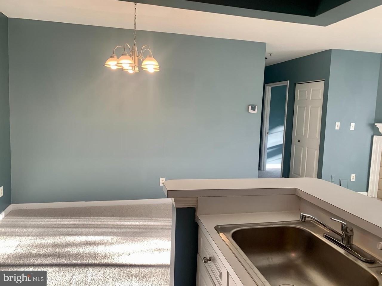 20301 Beechwood Ter - Photo 6 of 29