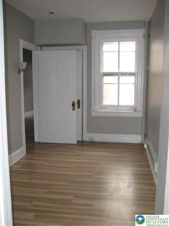 113 E Broad St - Photo 4 of 20