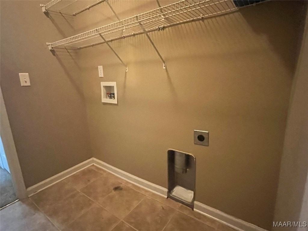 1966 Chancellor Ridge Rd - Photo 6 of 38