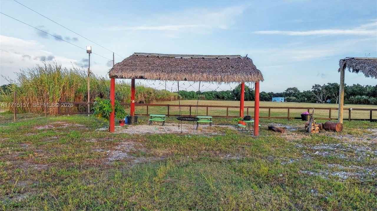 Farm Stay SW Extended Stay #1 - Photo 5 of 37