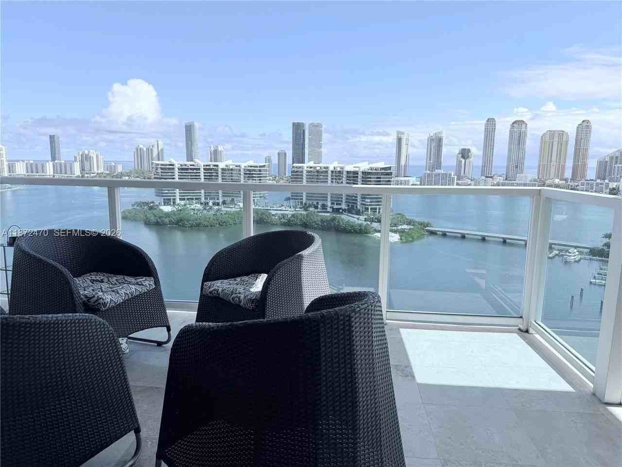 3201 Ne 183rd St #2202 - Photo 4 of 50